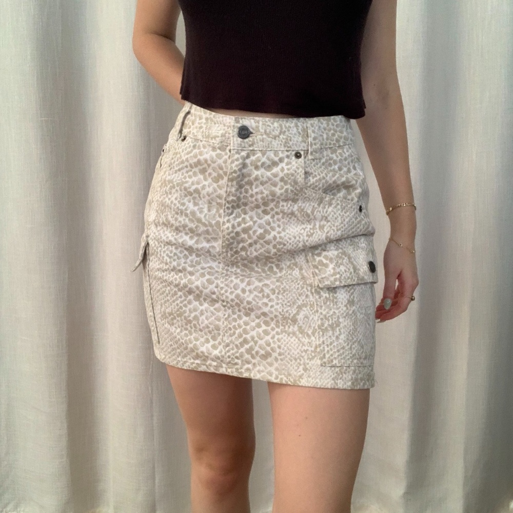 Topshop patterned skirt